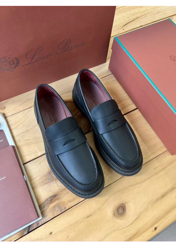 Loro Piana - Travis Walk 