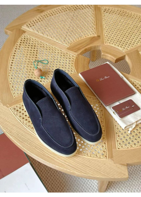 Loro Piana - Open Walk