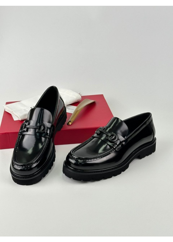 Salvatore Ferragamo - Siyah Açma Deri Makosen 